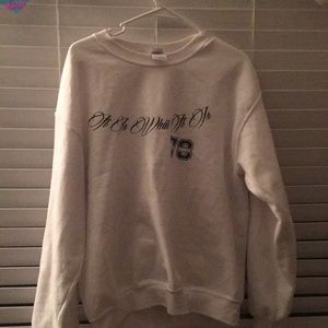 Louis Tomlinson tattoo sweater